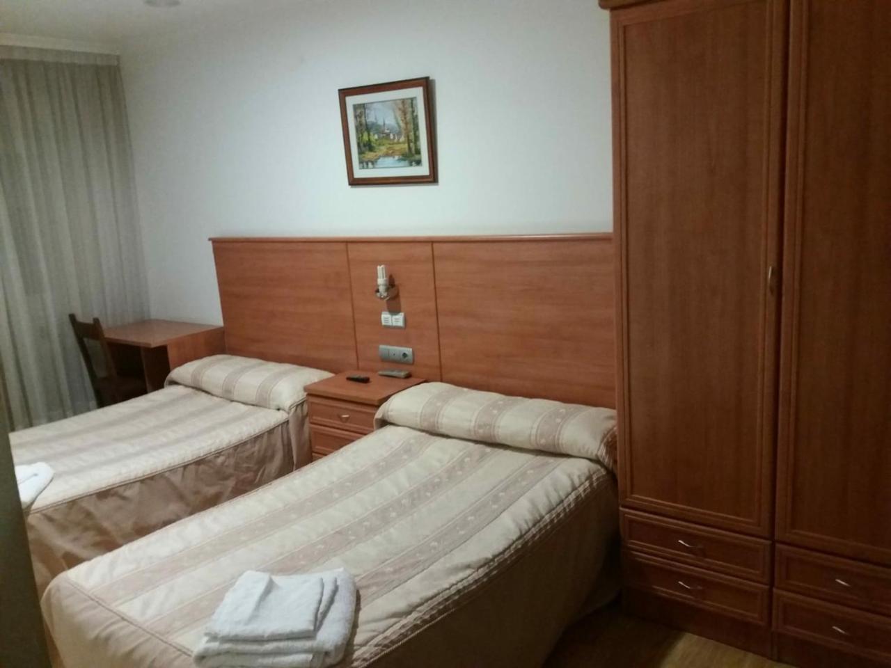 Hotel 2 De Mayo 2 克辛索德利米亚 外观 照片